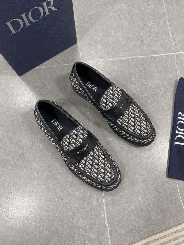 DIOR Men's Shoes 408